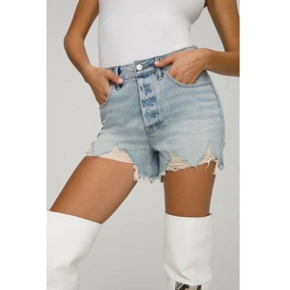 NWT Good American Bombshell Shorts Distressed Cut Off in Blue649 24